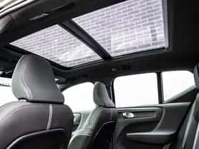Volvo XC40 thumbnail 30