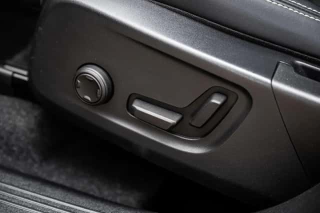 Volvo XC40 (2022) thumbnail 8