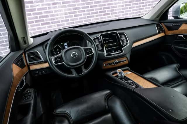 Volvo XC90 (2019) thumbnail 11