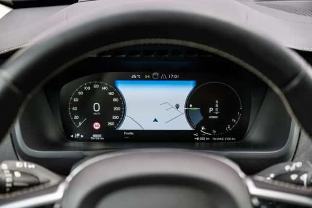 Volvo XC90 (2019) thumbnail 14