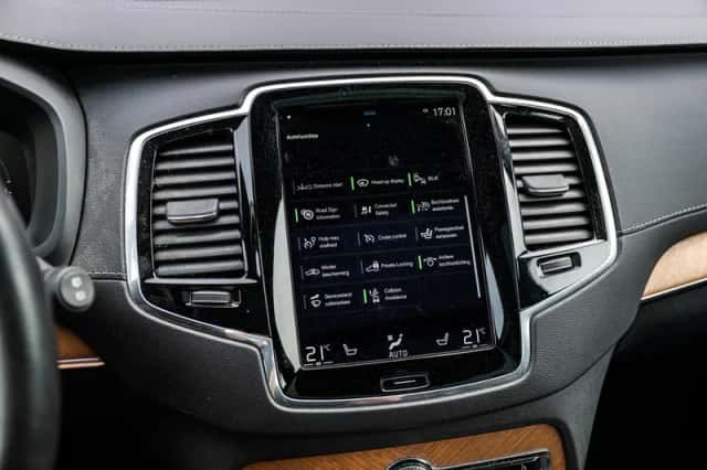 Volvo XC90 (2019) thumbnail 20
