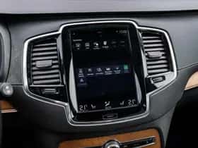 Volvo XC90 thumbnail 22