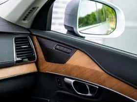 Volvo XC90 thumbnail 24