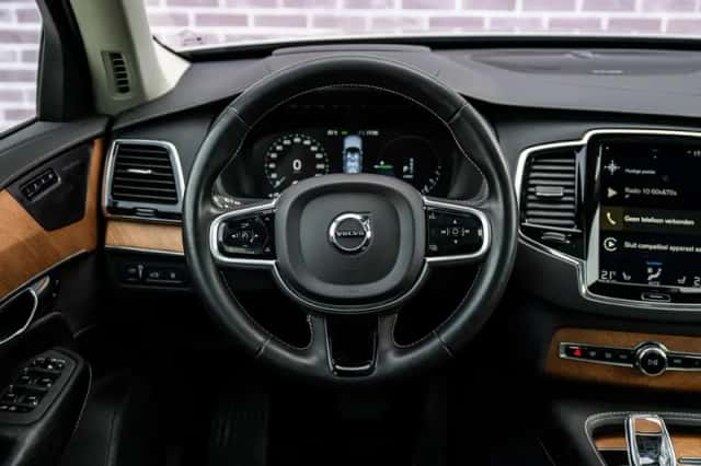 Volvo XC90 (2019) thumbnail 5