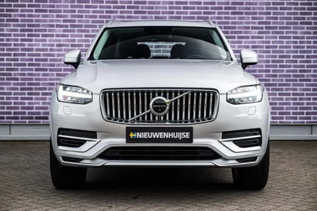 Volvo XC90 (2019) thumbnail 9