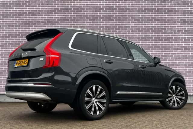 Volvo XC90 (2021) thumbnail 5