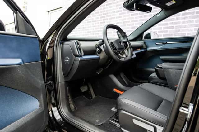 Volvo EX30 (2024) thumbnail 18