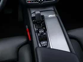 Volvo XC60 thumbnail 15