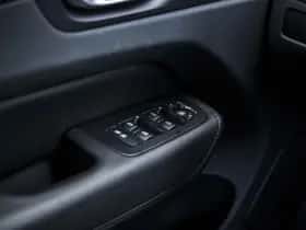 Volvo XC60 thumbnail 28