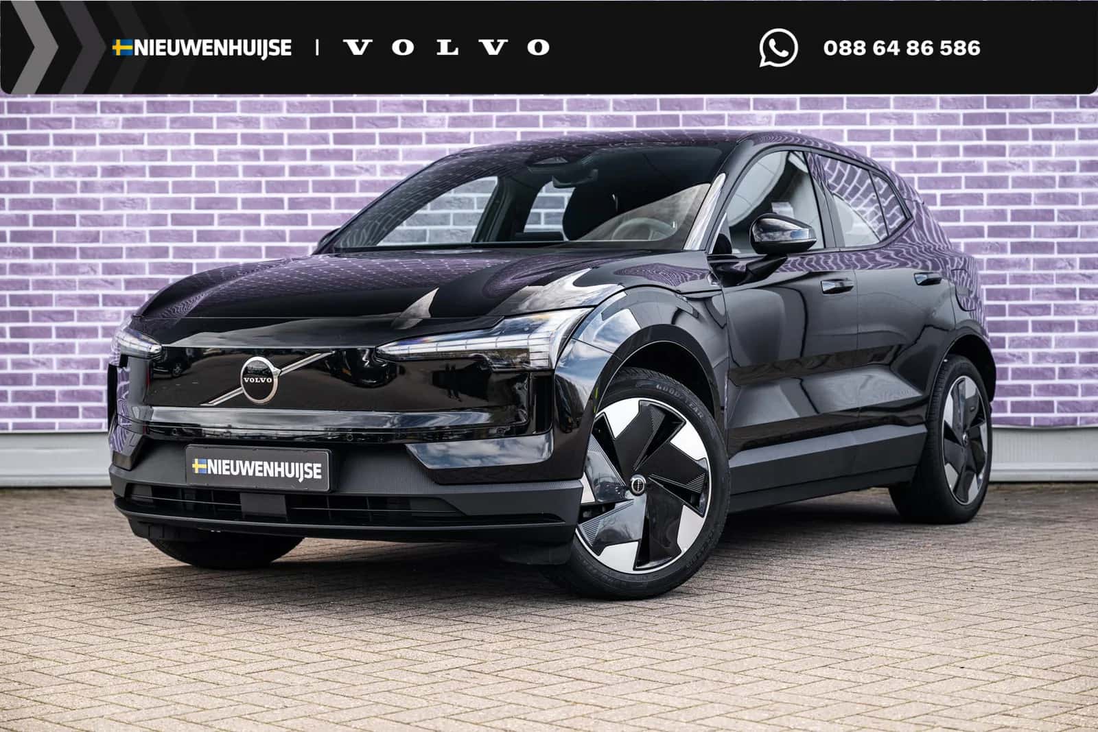 Volvo EX30 (2024) — foto 1