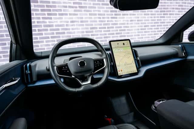 Volvo EX30 (2024) thumbnail 11