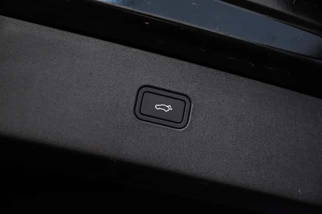 Volvo EX30 (2024) thumbnail 25