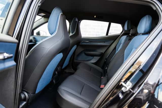 Volvo EX30 (2024) thumbnail 8