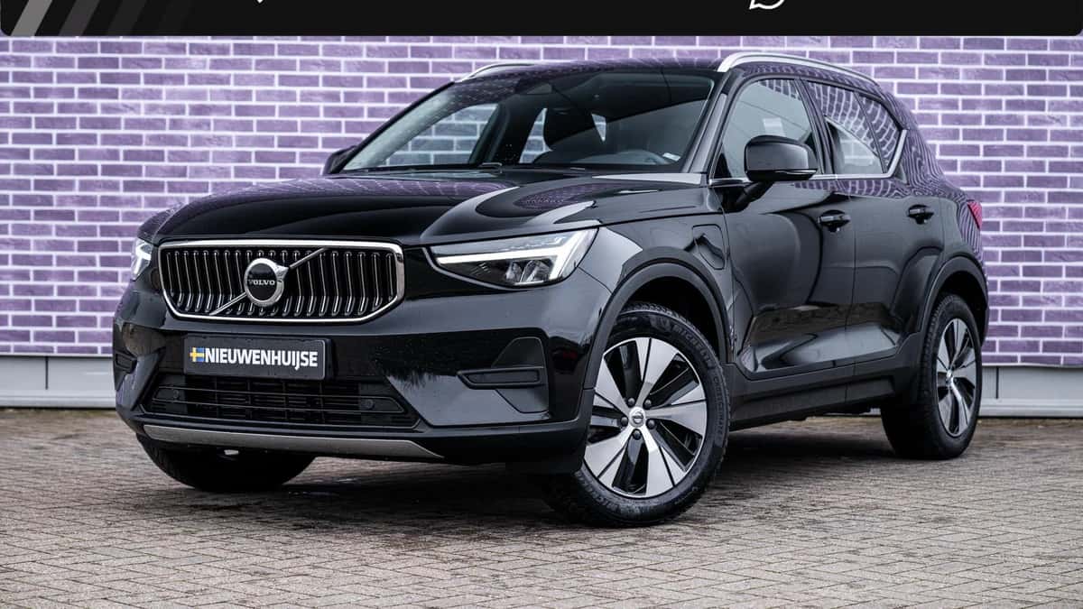 Volvo XC40 — foto 1