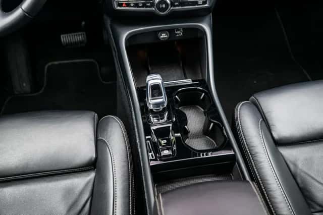 Volvo XC40 (2022) thumbnail 14