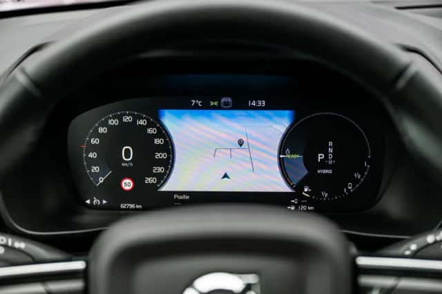Volvo XC40 (2022) thumbnail 15