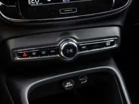 Volvo XC40 thumbnail 30