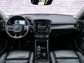 Volvo XC40 thumbnail 7