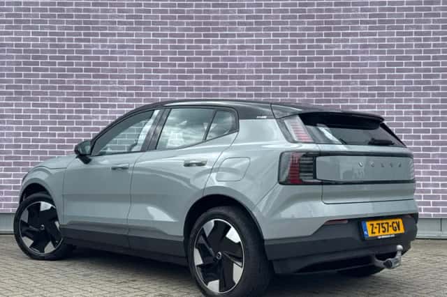 Volvo EX30 (2024) thumbnail 4