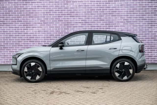 Volvo EX30 (2024) thumbnail 6