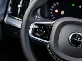 Volvo XC90 thumbnail 29