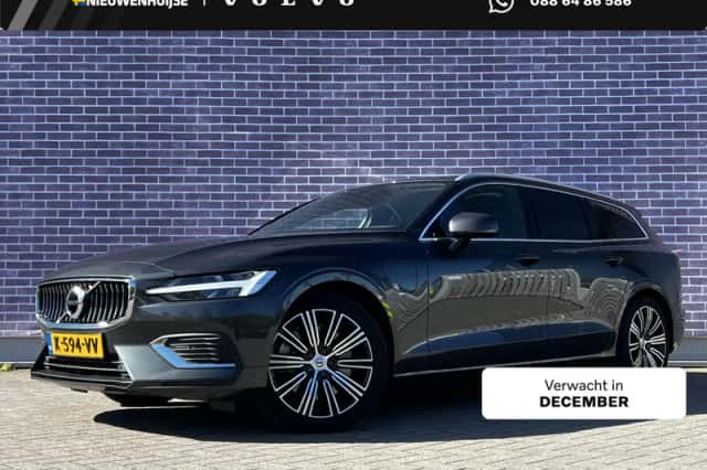 Volvo V60 (2021) thumbnail 1