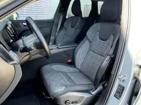 Volvo XC60 thumbnail 3
