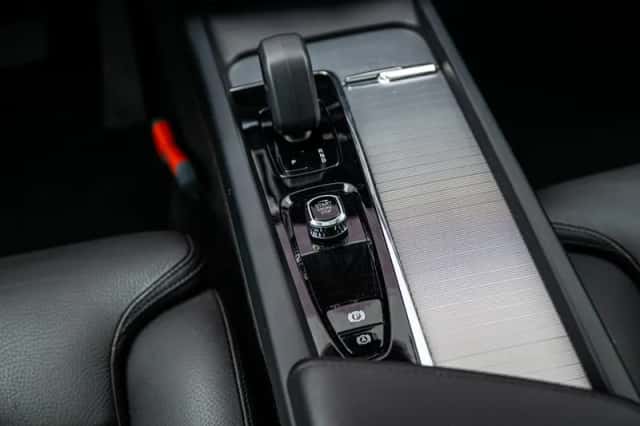 Volvo XC60 (2024) thumbnail 14