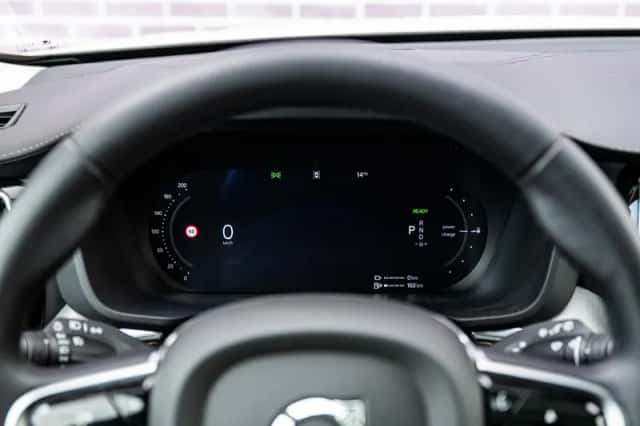 Volvo XC60 (2024) thumbnail 15