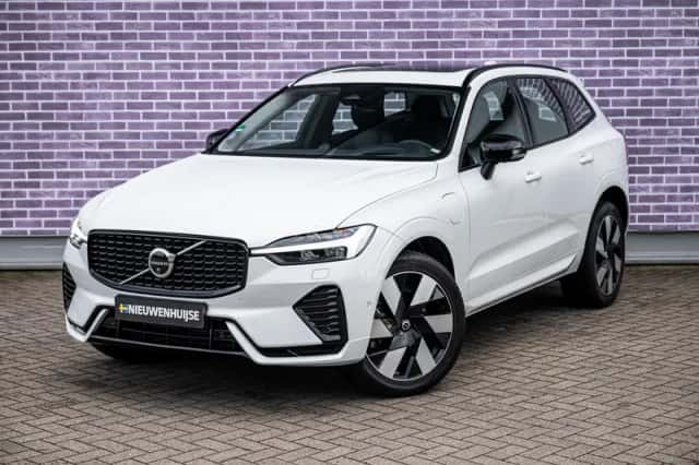 Volvo XC60 (2024) thumbnail 17