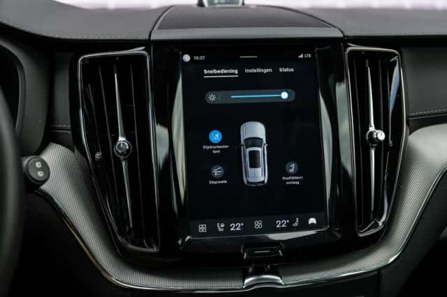Volvo XC60 (2024) thumbnail 21