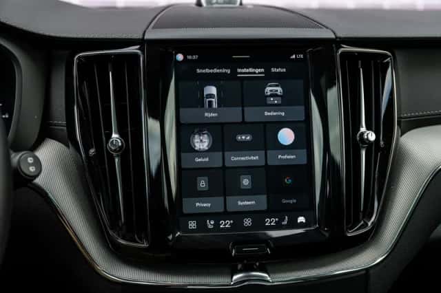 Volvo XC60 (2024) thumbnail 22