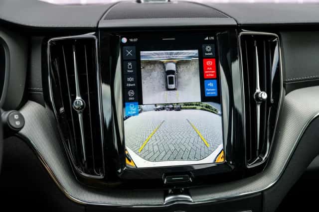 Volvo XC60 (2024) thumbnail 23