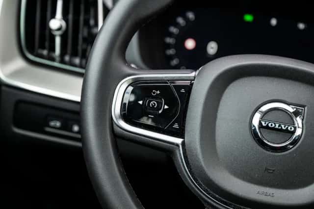 Volvo XC60 (2024) thumbnail 27