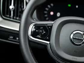 Volvo XC60 (2024) thumbnail 27