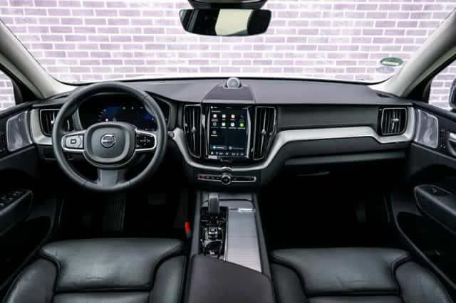 Volvo XC60 (2024) thumbnail 6