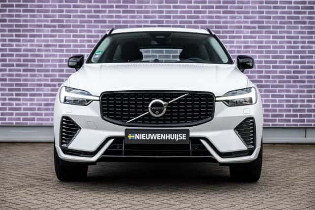 Volvo XC60 (2024) thumbnail 10