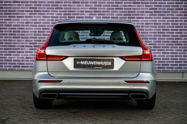 Volvo V60 (2021) thumbnail 12