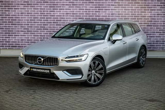 Volvo V60 (2021) thumbnail 17