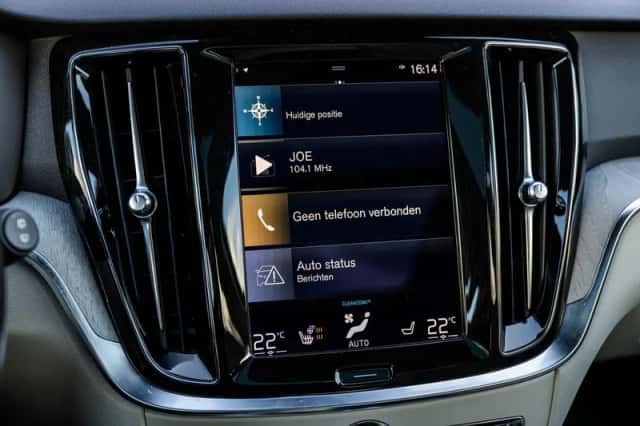 Volvo V60 (2021) thumbnail 20