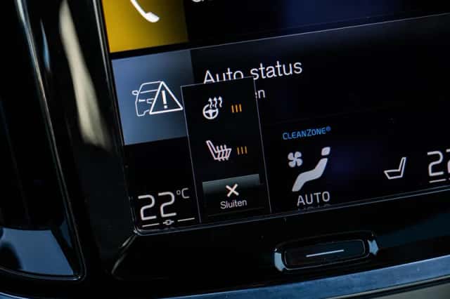 Volvo V60 (2021) thumbnail 24