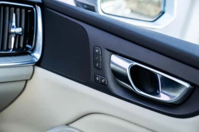Volvo V60 (2021) thumbnail 26