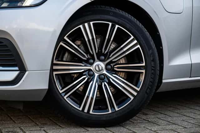Volvo V60 (2021) thumbnail 35