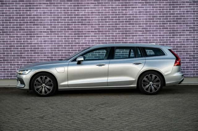Volvo V60 (2021) thumbnail 6