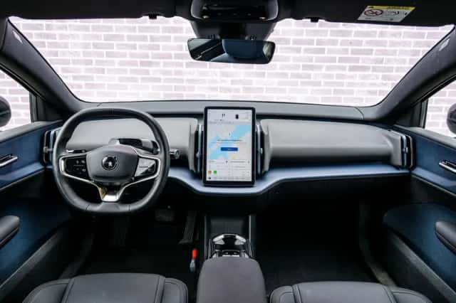 Volvo EX30 (2024) thumbnail 5