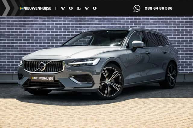 Volvo V60 (2021) thumbnail 1