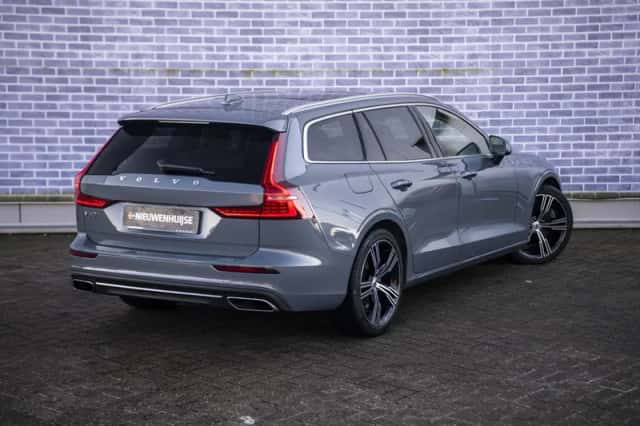 Volvo V60 (2021) thumbnail 16