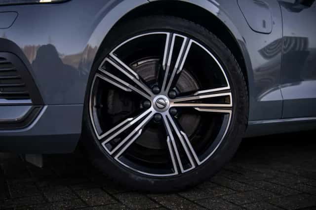 Volvo V60 (2021) thumbnail 28