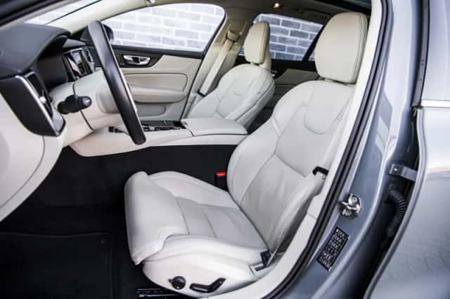 Volvo V60 (2021) thumbnail 8