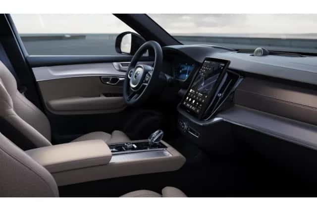 Volvo XC90 (2027) thumbnail 3